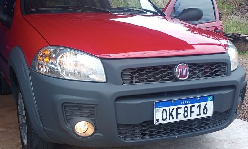 Fiat STRADA 1.4 MPI WORKING CS 8V FLEX 2P MANUAL 2014/2015 CAMINHÕES & CAMIONETAS PASSO FUNDO / Carros no Vale