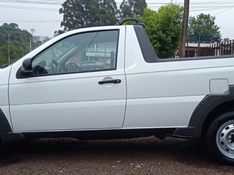 Fiat STRADA 1.4 MPI WORKING CS 8V FLEX 2P MANUAL 2014/2015 CAMINHÕES & CAMIONETAS PASSO FUNDO / Carros no Vale