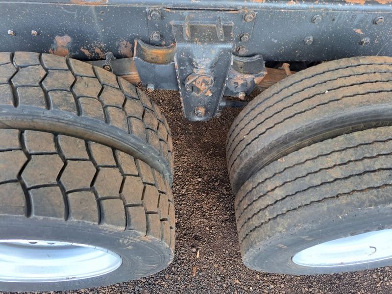 Ford Cargo 1119 Turbo 6×2 Chassi 2015/2015 CAMINHÕES & CAMIONETAS PASSO FUNDO / Carros no Vale