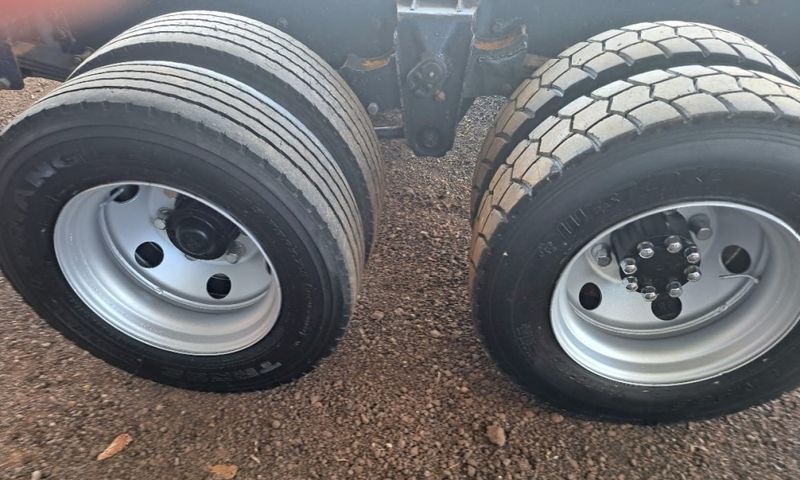 Ford Cargo 1119 Turbo 6×2 Chassi 2015/2015 CAMINHÕES & CAMIONETAS PASSO FUNDO / Carros no Vale