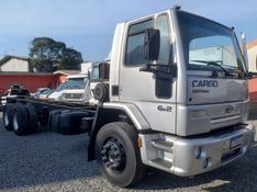 Ford CARGO 2422 CARGO 2422 E 3-Eixos Chassi 2009/2009 CAMINHÕES & CAMIONETAS PASSO FUNDO / Carros no Vale