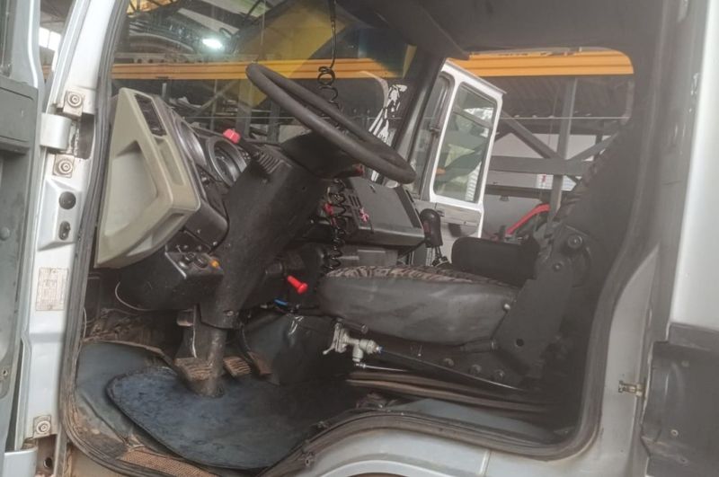 Ford CARGO 2422 CARGO 2422 E 3-Eixos Chassi 2009/2009 CAMINHÕES & CAMIONETAS PASSO FUNDO / Carros no Vale