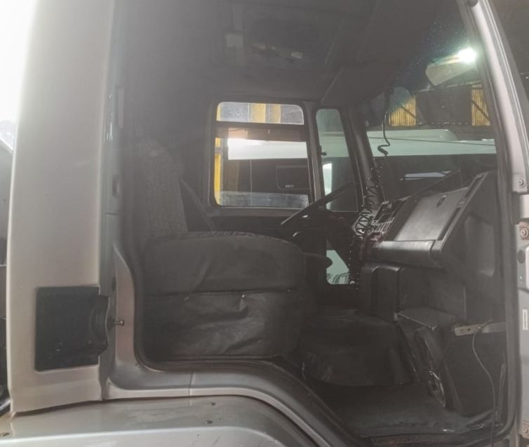 Ford CARGO 2422 CARGO 2422 E 3-Eixos Chassi 2009/2009 CAMINHÕES & CAMIONETAS PASSO FUNDO / Carros no Vale