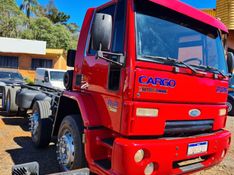 Ford Cargo 2428 E T 8×2 Chassi 2010/2011 CAMINHÕES & CAMIONETAS PASSO FUNDO / Carros no Vale
