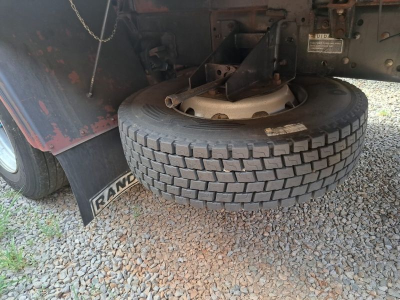 Ford Cargo 2429 E 6×2 Turbo Câmara Fria 2014/2015 CAMINHÕES & CAMIONETAS PASSO FUNDO / Carros no Vale Ford Cargo 2429 E 6×2 Turbo Câmara Fria 2014/2015 CAMINHÕES & CAMIONETAS PASSO FUNDO / Carros no Vale