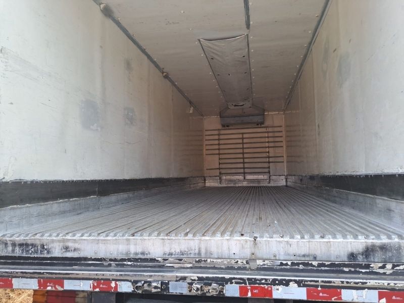 Ford Cargo 2429 E 6×2 Turbo Câmara Fria 2014/2015 CAMINHÕES & CAMIONETAS PASSO FUNDO / Carros no Vale Ford Cargo 2429 E 6×2 Turbo Câmara Fria 2014/2015 CAMINHÕES & CAMIONETAS PASSO FUNDO / Carros no Vale