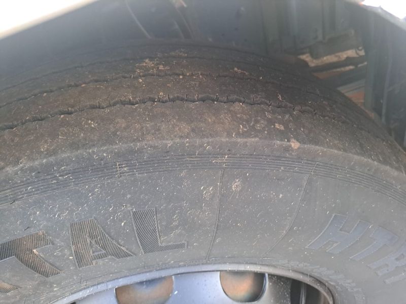 Iveco Stralis NR 570-S41T 3-Eixos 2010/2010 CAMINHÕES & CAMIONETAS PASSO FUNDO / Carros no Vale