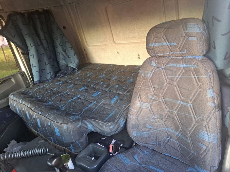 Iveco Stralis NR 570-S41T 3-Eixos 2010/2010 CAMINHÕES & CAMIONETAS PASSO FUNDO / Carros no Vale