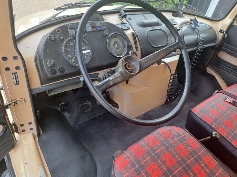 Mercedes-Benz 1113 L-1113 4×2 Graneleiro 1981/1981 CAMINHÕES & CAMIONETAS PASSO FUNDO / Carros no Vale Mercedes-Benz 1113 L-1113 4×2 Graneleiro 1981/1981 CAMINHÕES & CAMIONETAS PASSO FUNDO / Carros no Vale