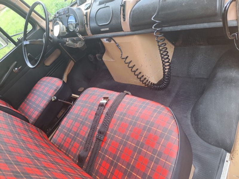 Mercedes-Benz 1113 L-1113 4×2 Graneleiro 1981/1981 CAMINHÕES & CAMIONETAS PASSO FUNDO / Carros no Vale Mercedes-Benz 1113 L-1113 4×2 Graneleiro 1981/1981 CAMINHÕES & CAMIONETAS PASSO FUNDO / Carros no Vale