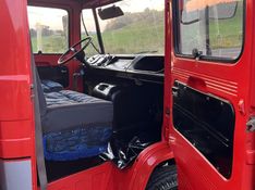 Mercedes-Benz 608 MB 608 D 1983/1983 CAMINHÕES & CAMIONETAS PASSO FUNDO / Carros no Vale