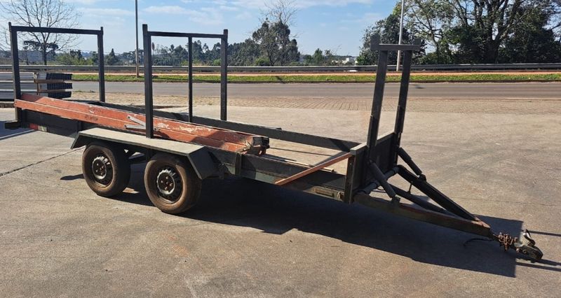 Outros Carreta Semi Reboque 2 Eixos 2018/2018 CAMINHÕES & CAMIONETAS PASSO FUNDO / Carros no Vale