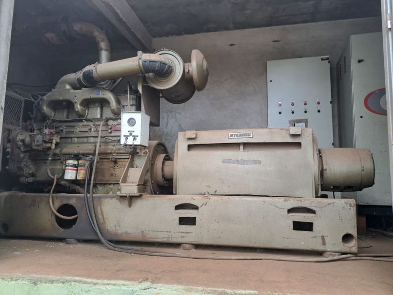 Outros Outros Grupo Gerador Stema 210 KVA Scania 320 1998/1998 CAMINHÕES & CAMIONETAS PASSO FUNDO / Carros no Vale