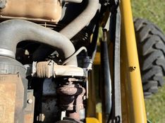 Outros Outros Retro Escavadeira Caterpilar 416E 2011/2011 CAMINHÕES & CAMIONETAS PASSO FUNDO / Carros no Vale