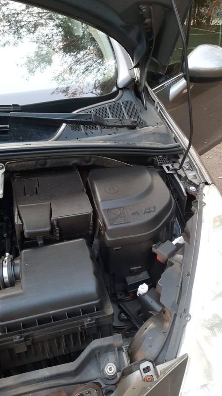 Peugeot 408 2.0 LIMITED 16V FLEX 4P AUTOMÁTICO 2012/2013 CAMINHÕES & CAMIONETAS PASSO FUNDO / Carros no Vale Peugeot 408 2.0 LIMITED 16V FLEX 4P AUTOMÁTICO 2012/2013 CAMINHÕES & CAMIONETAS PASSO FUNDO / Carros no Vale