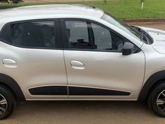 Renault KWID 1.0 12V SCE FLEX INTENSE MANUAL 2022/2023 CAMINHÕES & CAMIONETAS PASSO FUNDO / Carros no Vale