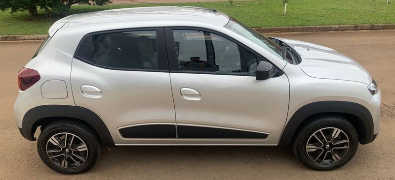 Renault KWID 1.0 12V SCE FLEX INTENSE MANUAL 2022/2023 CAMINHÕES & CAMIONETAS PASSO FUNDO / Carros no Vale