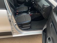 Renault KWID 1.0 12V SCE FLEX INTENSE MANUAL 2022/2023 CAMINHÕES & CAMIONETAS PASSO FUNDO / Carros no Vale