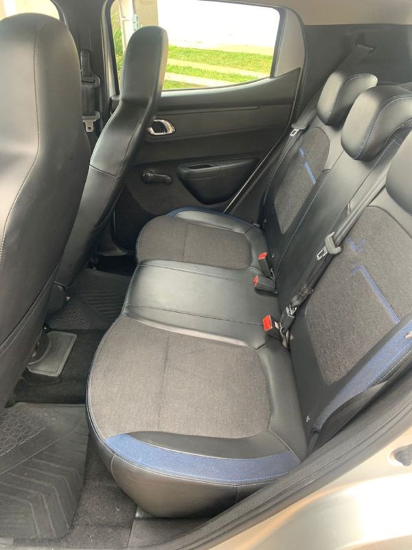 Renault KWID 1.0 12V SCE FLEX INTENSE MANUAL 2022/2023 CAMINHÕES & CAMIONETAS PASSO FUNDO / Carros no Vale