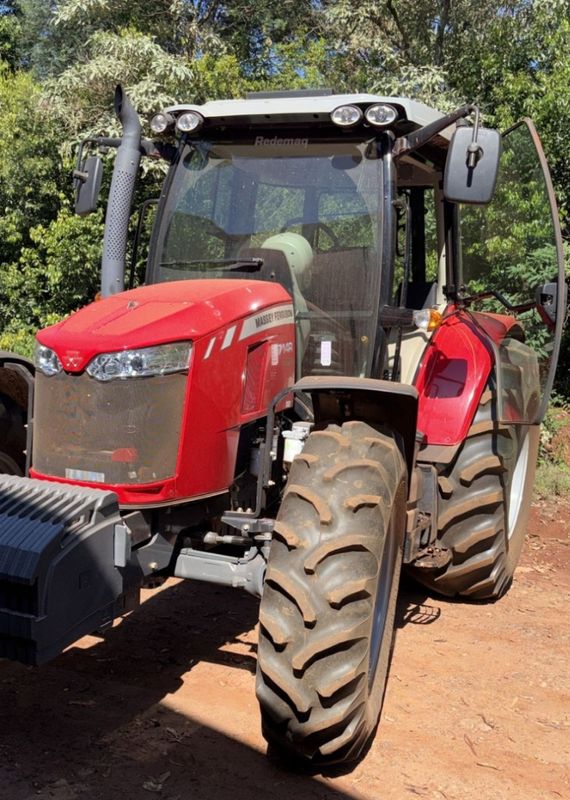 Trator Trator Massey Ferguson 6.714R 2024/2024 CAMINHÕES & CAMIONETAS PASSO FUNDO / Carros no Vale