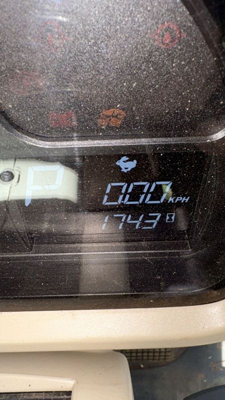 Trator Trator Massey Ferguson 6.714R 2024/2024 CAMINHÕES & CAMIONETAS PASSO FUNDO / Carros no Vale