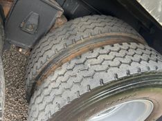 Volkswagen 16170 16-170 BT 3-Eixos Caçamba 1997/1997 CAMINHÕES & CAMIONETAS PASSO FUNDO / Carros no Vale