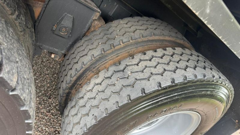 Volkswagen 16170 16-170 BT 3-Eixos Caçamba 1997/1997 CAMINHÕES & CAMIONETAS PASSO FUNDO / Carros no Vale