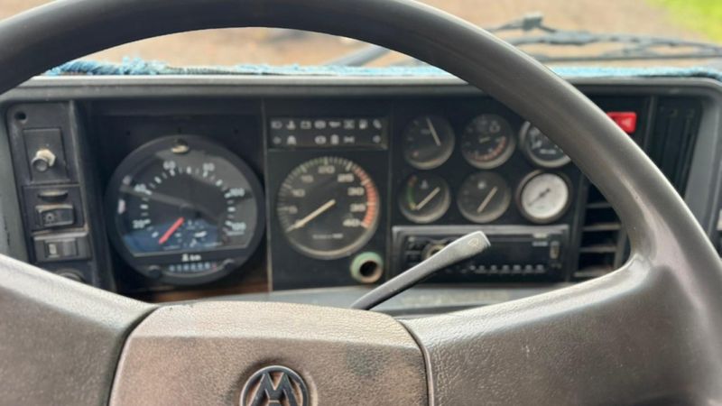 Volkswagen 16170 16-170 BT 3-Eixos Caçamba 1997/1997 CAMINHÕES & CAMIONETAS PASSO FUNDO / Carros no Vale