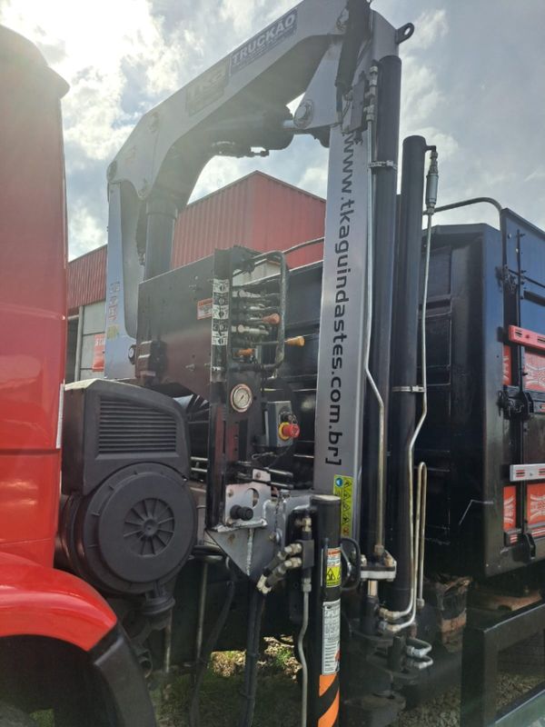 Volkswagen 24220 VW 24-220 Worker T 3-Eixos 2010/2011 CAMINHÕES & CAMIONETAS PASSO FUNDO / Carros no Vale