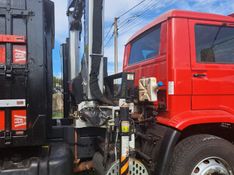 Volkswagen 24220 VW 24-220 Worker T 3-Eixos 2010/2011 CAMINHÕES & CAMIONETAS PASSO FUNDO / Carros no Vale