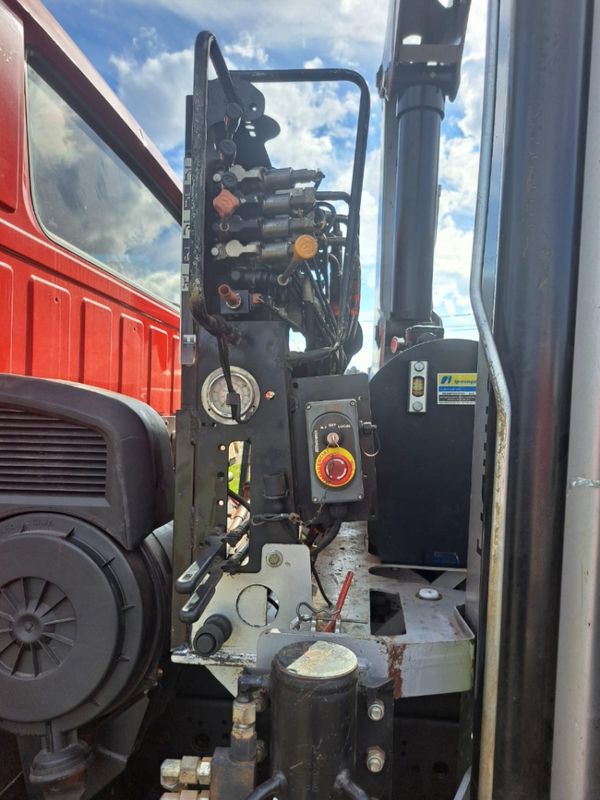 Volkswagen 24220 VW 24-220 Worker T 3-Eixos 2010/2011 CAMINHÕES & CAMIONETAS PASSO FUNDO / Carros no Vale