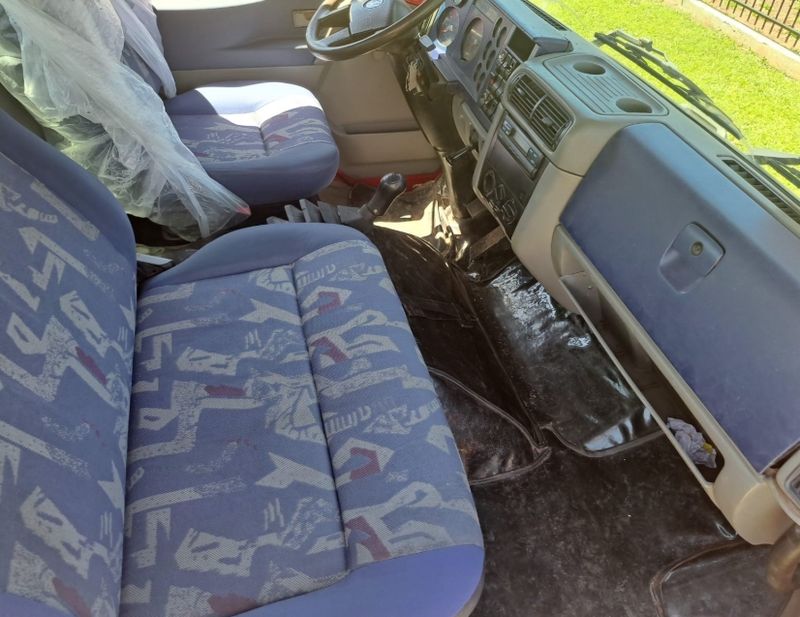 Volkswagen 24220 VW 24-220 Worker T 3-Eixos 2010/2011 CAMINHÕES & CAMIONETAS PASSO FUNDO / Carros no Vale