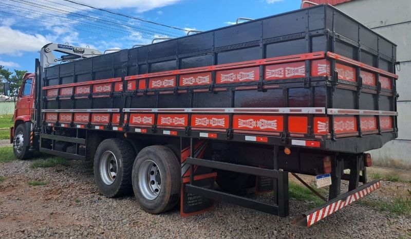 Volkswagen 24220 VW 24-220 Worker T 3-Eixos 2010/2011 CAMINHÕES & CAMIONETAS PASSO FUNDO / Carros no Vale