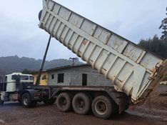 Volvo N10 280 N-10 280 TURBO-II H 4×2 + Caçamba 1988/1988 CAMINHÕES & CAMIONETAS PASSO FUNDO / Carros no Vale