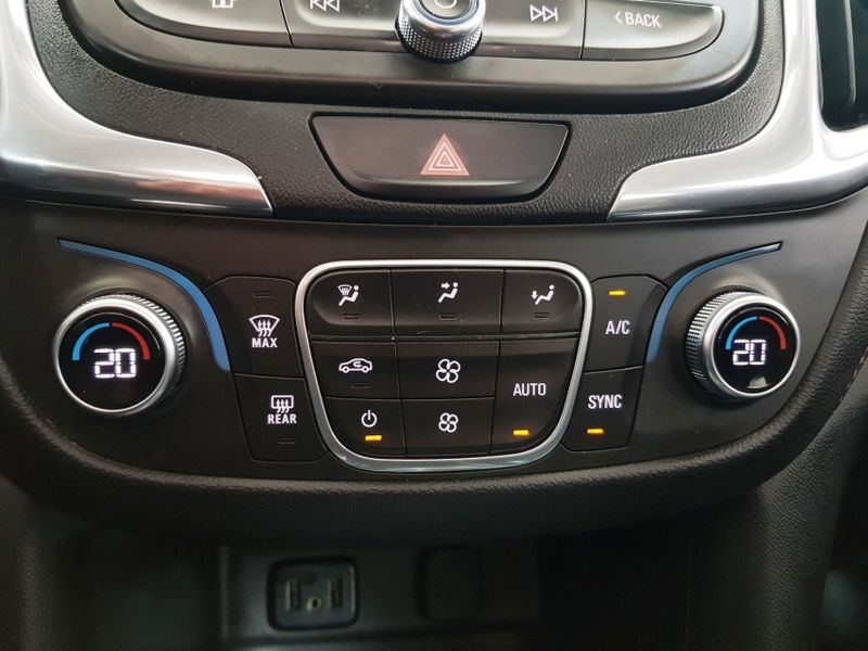 Chevrolet EQUINOX 2.0 16V TURBO GASOLINA PREMIER AWD AUTOMÁTICO 2018/2019 ADVANT AUTOMÓVEIS CAXIAS DO SUL / Carros no Vale Chevrolet EQUINOX 2.0 16V TURBO GASOLINA PREMIER AWD AUTOMÁTICO 2018/2019 ADVANT AUTOMÓVEIS CAXIAS DO SUL / Carros no Vale