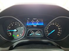 Ford FOCUS 2.0 TITANIUM 16V FLEX 4P POWERSHIFT 2016/2017 ADVANT AUTOMÓVEIS CAXIAS DO SUL / Carros no Vale