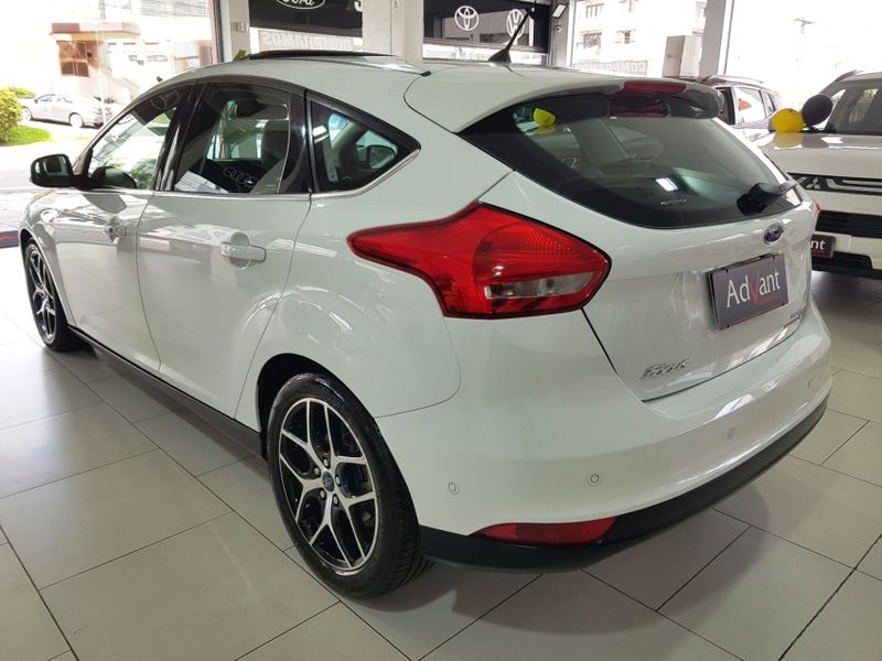 Ford FOCUS 2.0 TITANIUM PLUS 16V FLEX 4P POWERSHIFT 2016/2016 ADVANT AUTOMÓVEIS CAXIAS DO SUL / Carros no Vale Ford FOCUS 2.0 TITANIUM PLUS 16V FLEX 4P POWERSHIFT 2016/2016 ADVANT AUTOMÓVEIS CAXIAS DO SUL / Carros no Vale