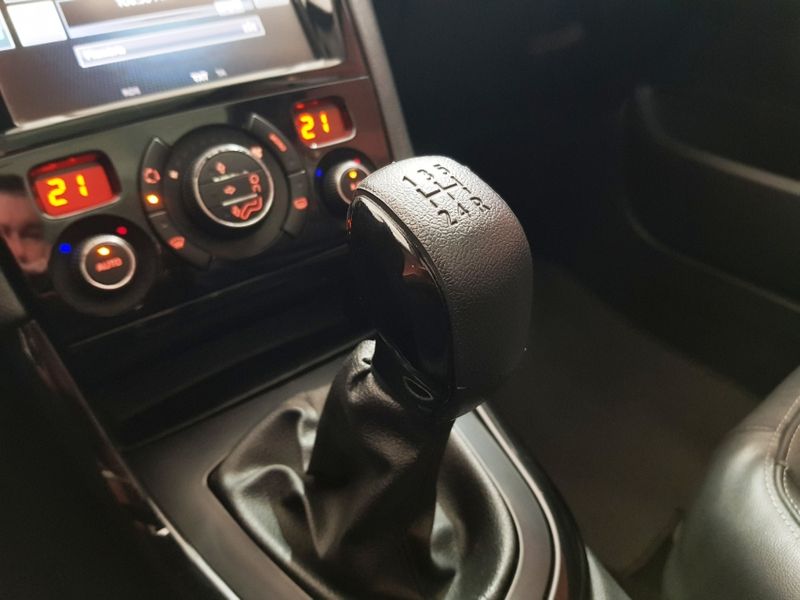 Peugeot 308 1.6 ALLURE 16V FLEX 4P MANUAL 2015/2016 ADVANT AUTOMÓVEIS CAXIAS DO SUL / Carros no Vale