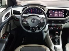 Volkswagen T-CROSS 1.4 250 TSI TOTAL FLEX HIGHLINE AUTOMÁTICO 2020/2021 ADVANT AUTOMÓVEIS CAXIAS DO SUL / Carros no Vale