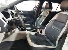 Volkswagen T-CROSS 1.4 250 TSI TOTAL FLEX HIGHLINE AUTOMÁTICO 2020/2021 ADVANT AUTOMÓVEIS CAXIAS DO SUL / Carros no Vale