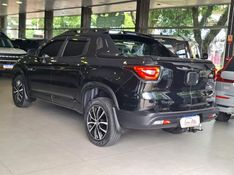 Fiat TORO 2.0 16V TURBO DIESEL ULTRA 4WD AT9 2021/2021 CARRO DEZ NOVO HAMBURGO / Carros no Vale