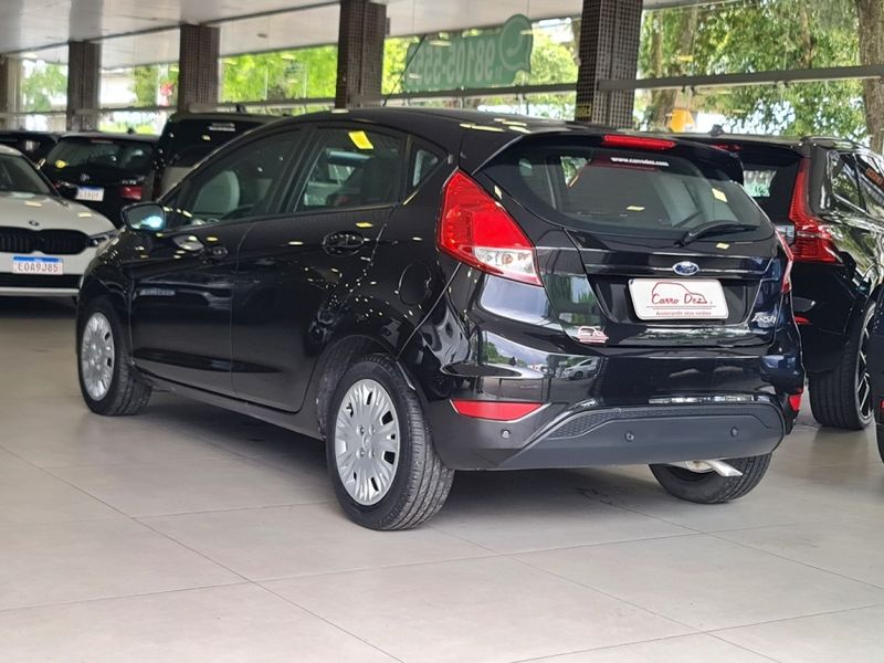 Ford FIESTA 1.6 TI-VCT FLEX SE PLUS POWERSHIFT 2018/2018 CARRO DEZ NOVO HAMBURGO / Carros no Vale