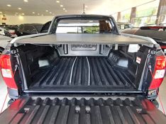 Ford RANGER 2.0 TURBO DIESEL CD BLACK 4X2 AUTOMÁTICO 2024/2025 CARRO DEZ NOVO HAMBURGO / Carros no Vale