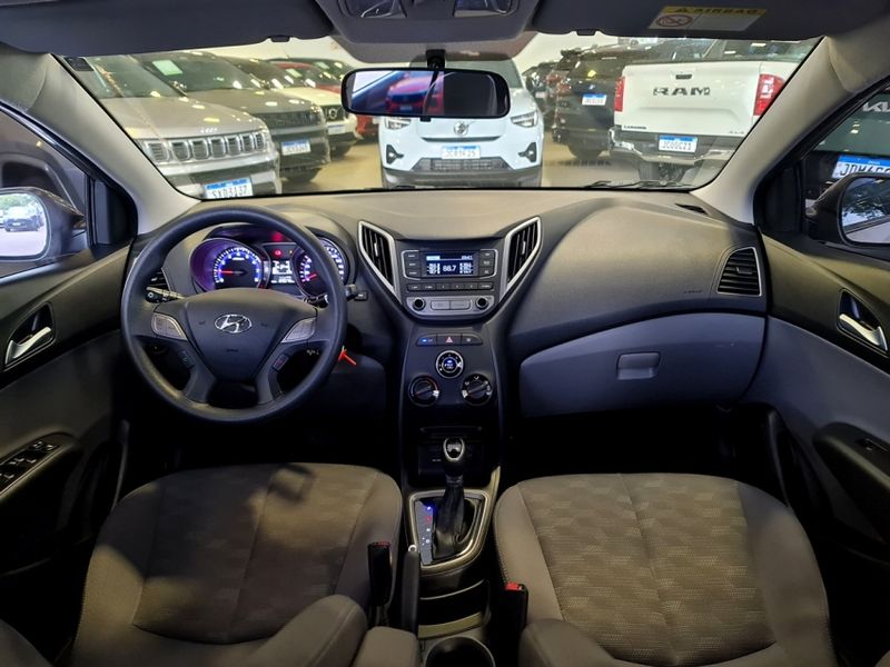Hyundai HB20S 1.6 COMFORT PLUS 16V FLEX 4P AUTOMÁTICO 2016/2017 CARRO DEZ NOVO HAMBURGO / Carros no Vale