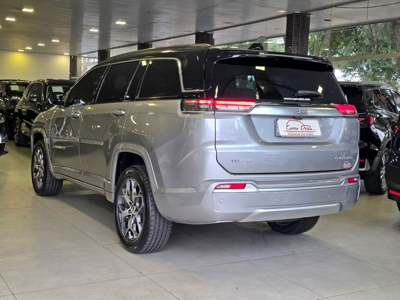 JEEP COMMANDER 2.0 TD380 TURBO DIESEL OVERLAND AT9 2023/2023 CARRO DEZ NOVO HAMBURGO / Carros no Vale