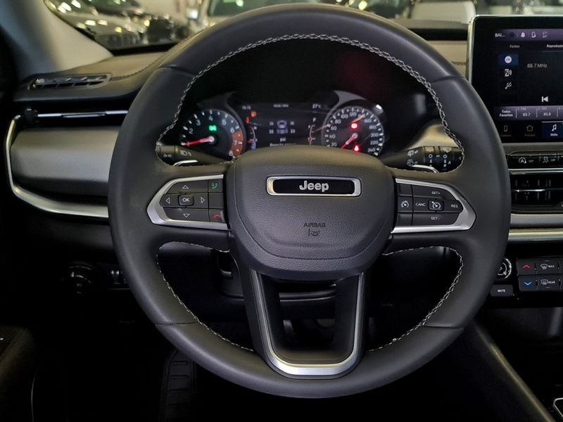 JEEP COMPASS 1.3 T270 TURBO FLEX LONGITUDE AT6 2022/2023 CARRO DEZ NOVO HAMBURGO / Carros no Vale JEEP COMPASS 1.3 T270 TURBO FLEX LONGITUDE AT6 2022/2023 CARRO DEZ NOVO HAMBURGO / Carros no Vale