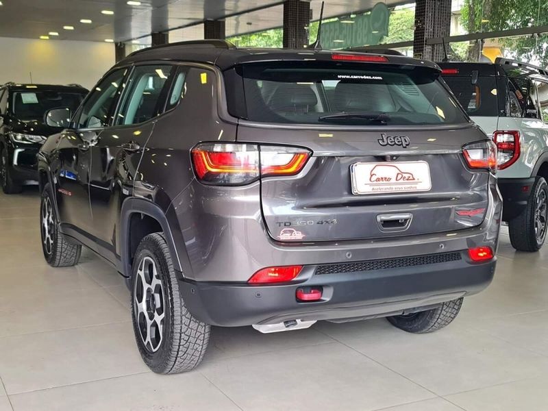 JEEP COMPASS 2.0 TD350 TURBO DIESEL TRAILHAWK AT9 2021/2022 CARRO DEZ NOVO HAMBURGO / Carros no Vale JEEP COMPASS 2.0 TD350 TURBO DIESEL TRAILHAWK AT9 2021/2022 CARRO DEZ NOVO HAMBURGO / Carros no Vale