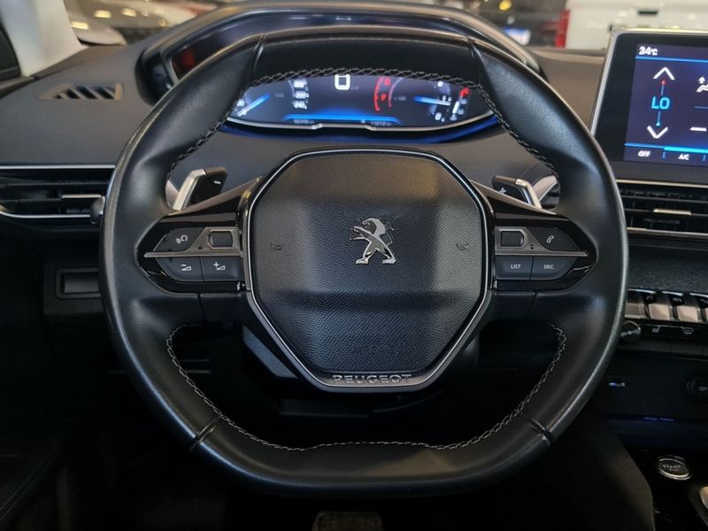 Peugeot 3008 1.6 GRIFFE THP 16V GASOLINA 4P AUTOMÁTICO 2018/2019 CARRO DEZ NOVO HAMBURGO / Carros no Vale