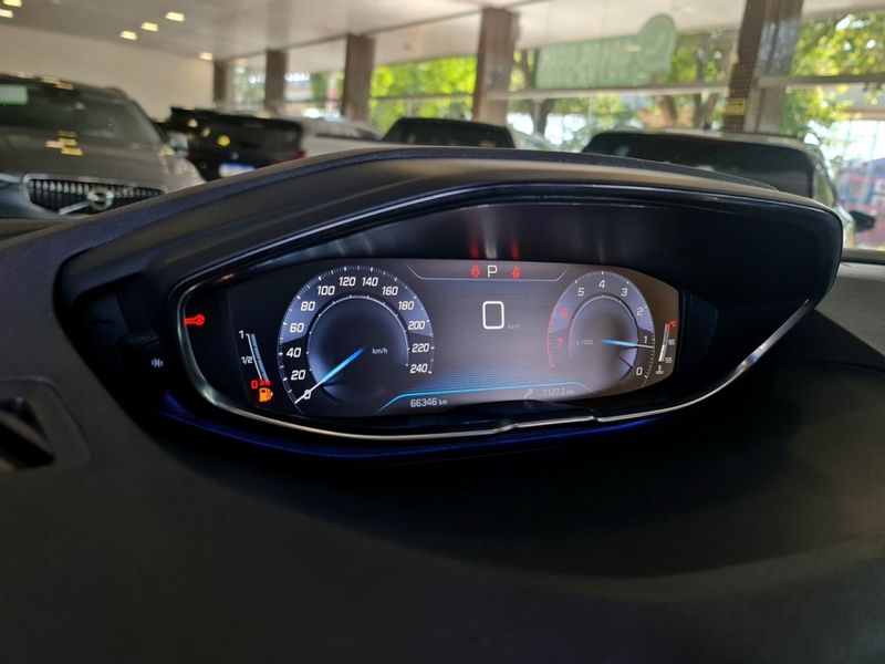 Peugeot 3008 1.6 GRIFFE THP 16V GASOLINA 4P AUTOMÁTICO 2018/2019 CARRO DEZ NOVO HAMBURGO / Carros no Vale