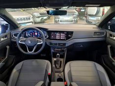 Volkswagen NIVUS 1.0 200 TSI TOTAL FLEX HIGHLINE AUTOMÁTICO 2023/2024 CARRO DEZ NOVO HAMBURGO / Carros no Vale